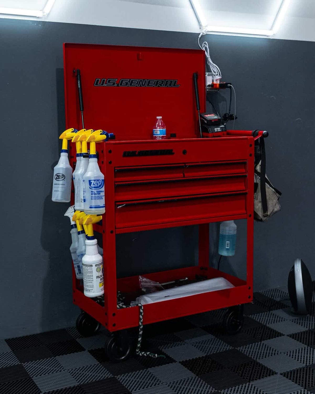 Window tinting tool cart with slip solution sprayers and squeegees